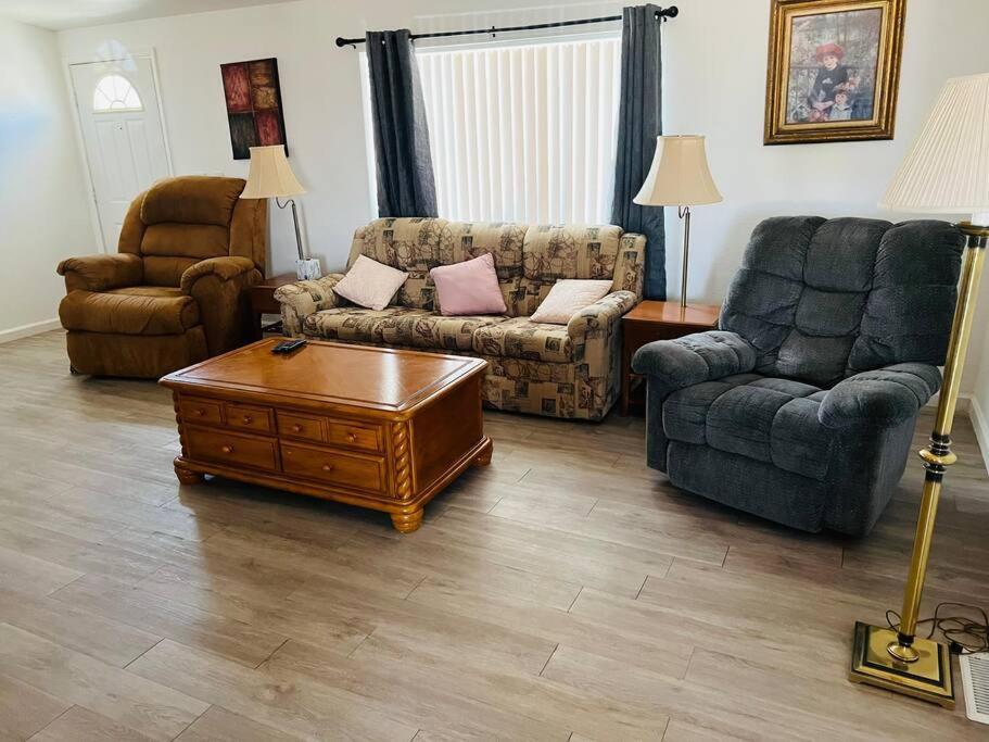 Hébergement de vacances Death Valley/prairiefire 3bd/2ba W/ Kitchen