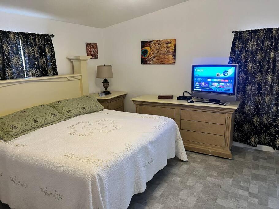 Death Valley/prairiefire 3bd/2ba W/ Kitchen